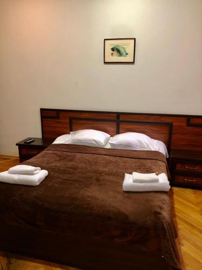 Hotel Cattaleya Batumi Esterno foto