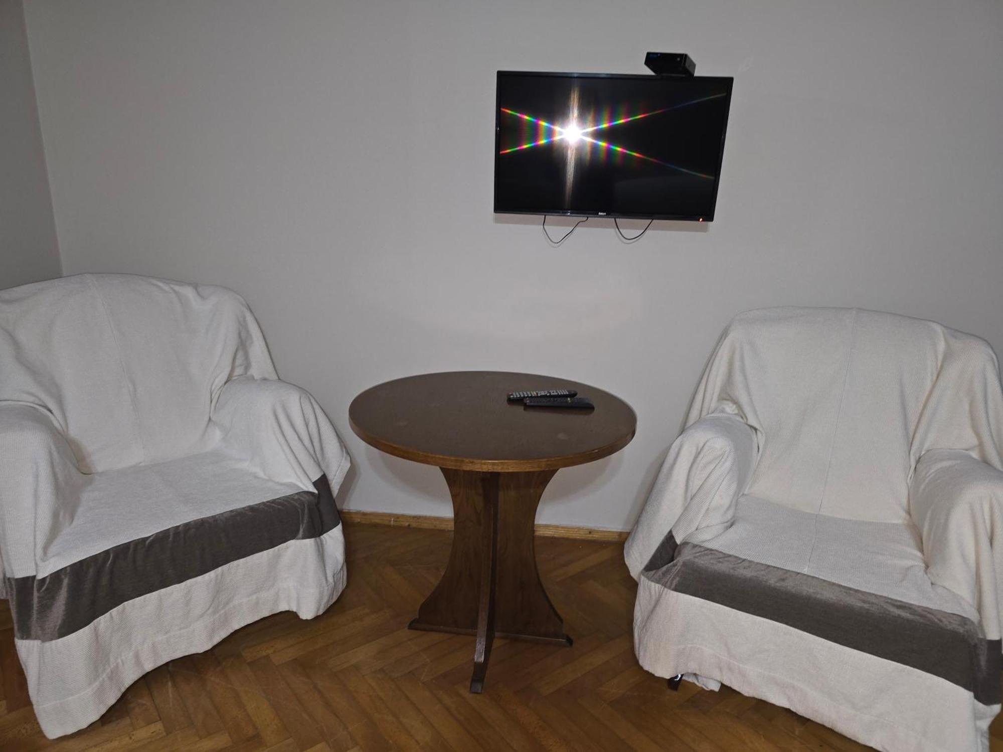 Hotel Cattaleya Batumi Esterno foto